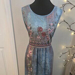 Floral Blue Sleeveless Dress
